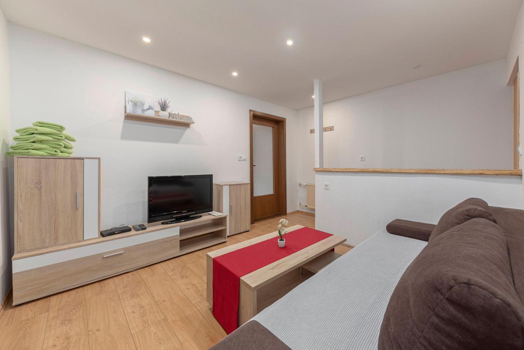 Apartmaji Hodak Бохінь Екстер'єр фото