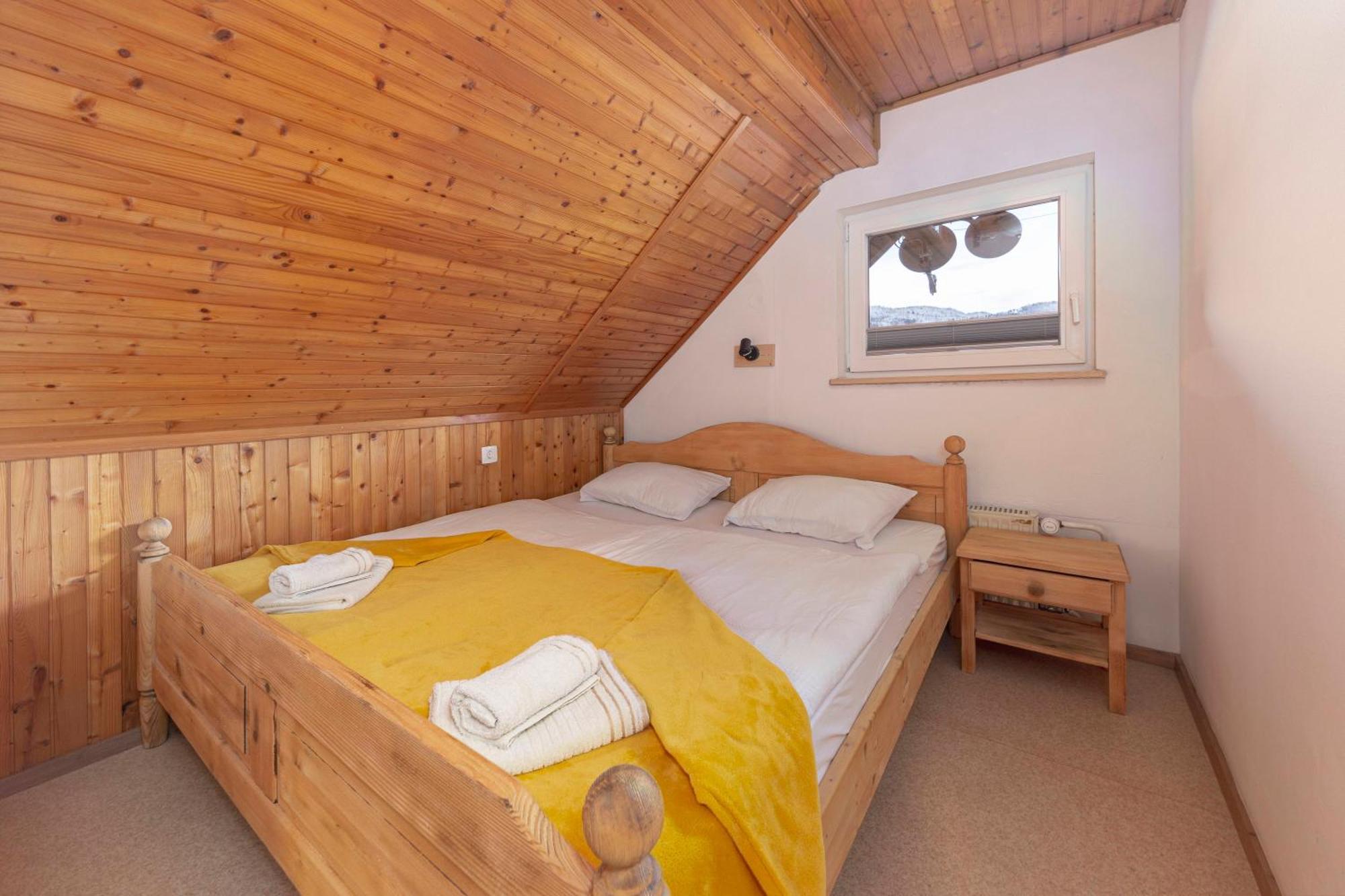 Apartmaji Hodak Бохінь Екстер'єр фото