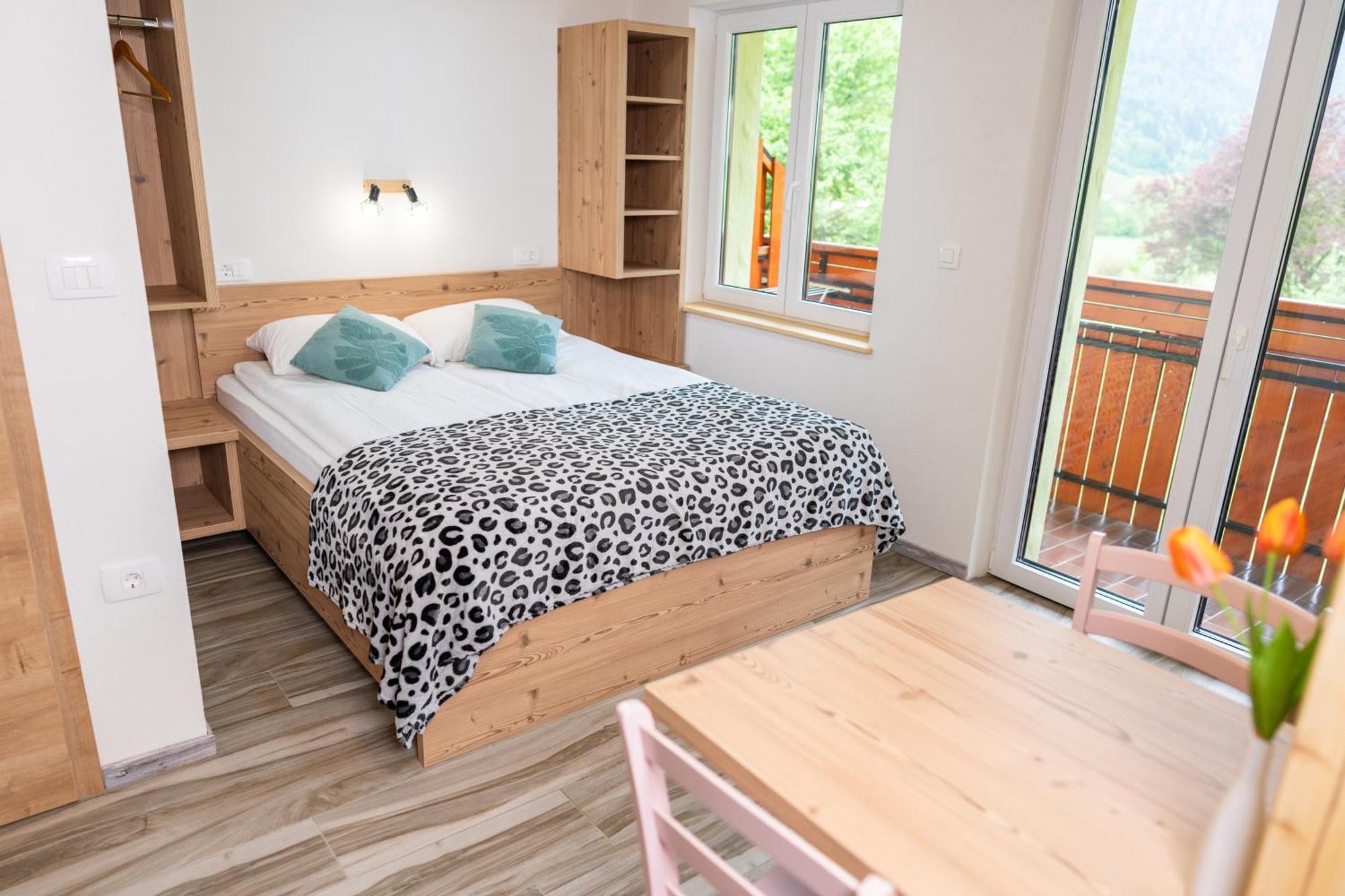 Apartmaji Hodak Бохінь Номер фото