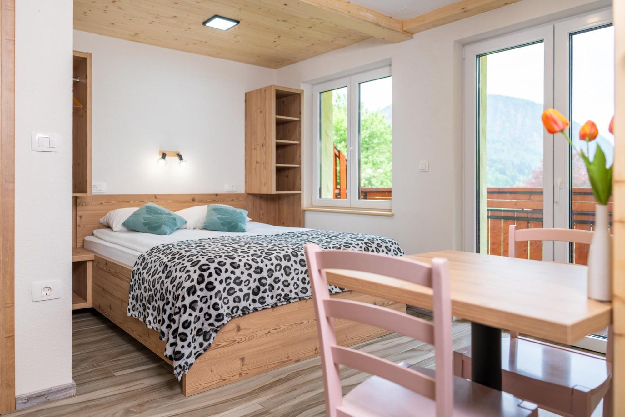 Apartmaji Hodak Бохінь Номер фото